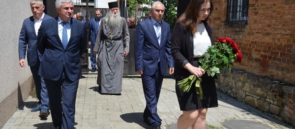 Президент выразил соболезнования семье Фазиля Искандаре - Sputnik Абхазия