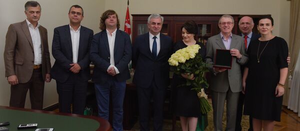 Встреча в администрации президента. - Sputnik Абхазия