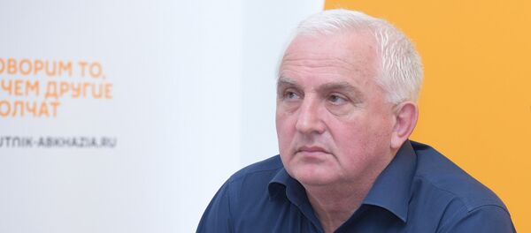 Аԥснытәи аҳәынҭқарратә университет ажурналистика акафедра аиҳабы Гәырам Амқәаб - Sputnik Аҧсны