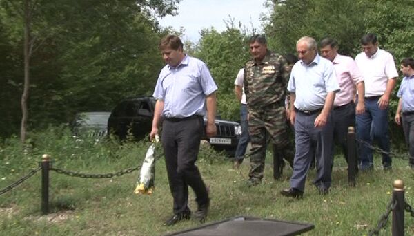 Хатәгәаԥхарала иааны еибашьуаз ргәалашәара амш азгәарҭеит Гагра Хатәгәаԥхарала иааны еибашьуаз ргәалашәара амш азгәарҭеит Гагра - Sputnik Аҧсны