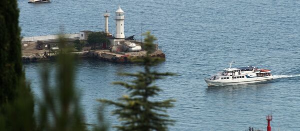 Маяк торгового порта Ялты Маяк торгового порта Ялты - Sputnik Абхазия