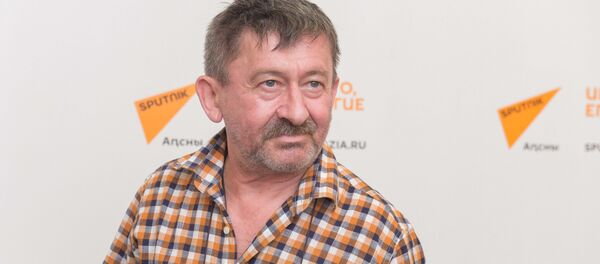 Фотограф Владимир Попов Фотограф Владимир Попов - Sputnik Абхазия
