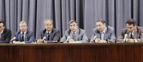 А.И. Тизяков, В.А. Стародубцев, Б.К. Пуго, Г.И. Янаев, О.Д. Бакланов А.И. Тизяков, В.А. Стародубцев, Б.К. Пуго, Г.И. Янаев, О.Д. Бакланов - Sputnik Абхазия