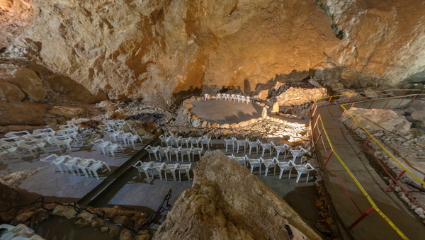 Зал Апсар в новоафонской пещере. - Sputnik Абхазия