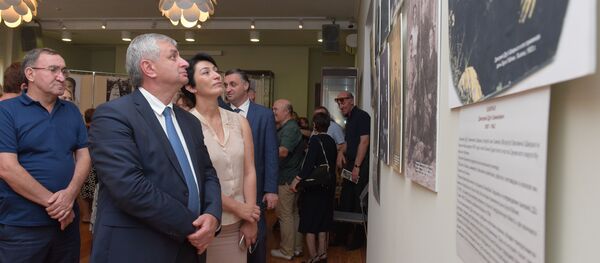 Выставка Просветители рода Шакрыл в истории Абхазии памяти Тамары Шакрыл - Sputnik Абхазия