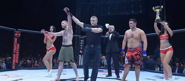 Александр Тванба из Абхазии стал победителем по боям без правил по версии OFS в полусреднем весе Александр Тванба из Абхазии стал победителем по боям без правил по версии OFS в полусреднем весе - Sputnik Абхазия