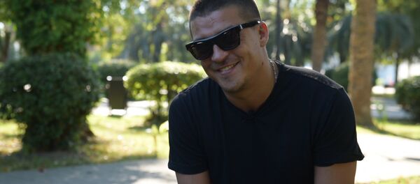 Антон Беляев рассказал о Сухуме и абхазской чаче - Sputnik Абхазия