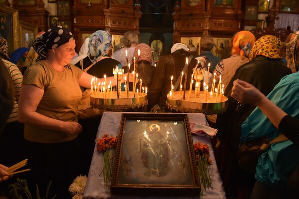 Покров Пресвятой Богородицы отметили в храме Покрова Пресвятой Богородицы в Гудауте 14 октября - Sputnik Абхазия