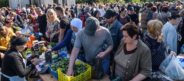 Сельхозярмарка. Сельхозярмарка. - Sputnik Абхазия