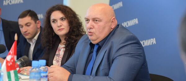 Тимур Надарая Тимур Надарая - Sputnik Абхазия