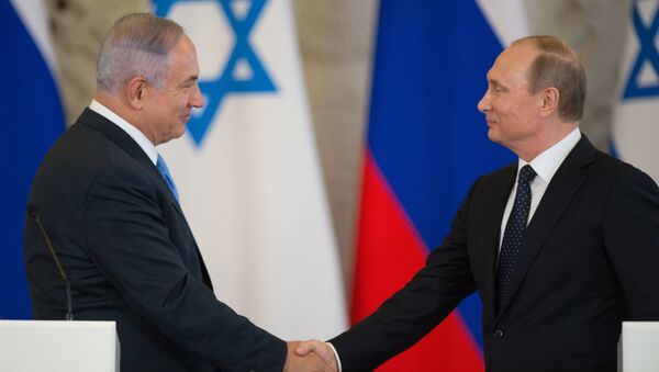 Архивное фото президента РФ В. Путина с премьер-министром Израиля Б. Нетаньяху - Sputnik Абхазия