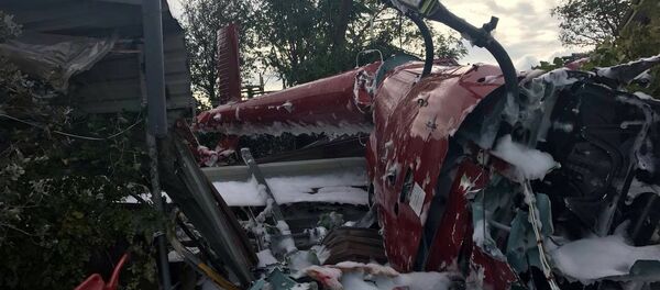 Крушение вертолета в Адлере: съемка очевидца - Sputnik Абхазия