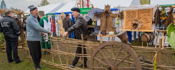 Праздник урожая на поляне Лыхнашта - Sputnik Абхазия