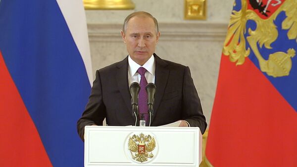 Путин поздравил американский народ и победившего Трампа с завершением выборов - Sputnik Абхазия