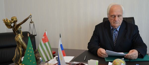 Юрист Иван Зарандия - Sputnik Абхазия