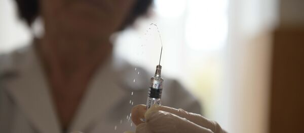 Вакцинация против вируса гриппа в детской поликлинике Вакцинация против вируса гриппа в детской поликлинике - Sputnik Абхазия