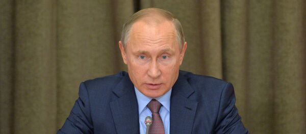 Президент РФ В. Путин провел совещание с руководством Минобороны РФ и представителями ВПК - Sputnik Абхазия