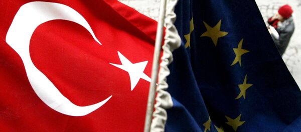 Флаги Турции и Евросоюза - Sputnik Абхазия