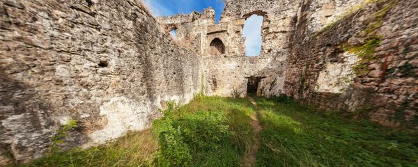 Замок Чачба (внутри) - Sputnik Абхазия