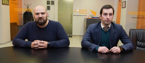 Роман Качарава и Батал Тарба - Sputnik Абхазия