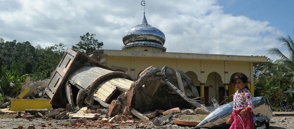Последствия землетрясения в Индонезии - Sputnik Абхазия
