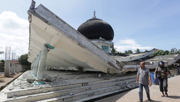 Последстивия землетрясения в Индонезии - Sputnik Абхазия