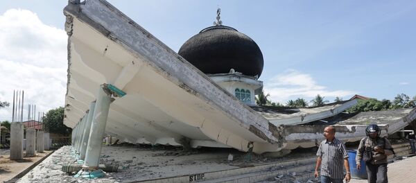 Последстивия землетрясения в Индонезии - Sputnik Абхазия