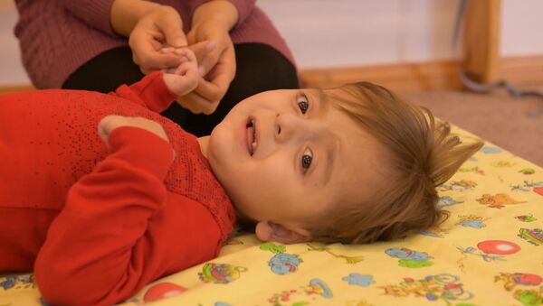 Зарядка для Нестора: как проходит реабилитация ребенка с ДЦП - Sputnik Абхазия
