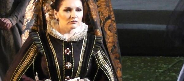 Хибла Герзмава дебютировала на сцене Большого театра в постановке Дж. Верди Дон Карлос в роли королевы Елизаветы Валуа Хибла Герзмава дебютировала на сцене Большого театра в постановке Дж. Верди Дон Карлос в роли королевы Елизаветы Валуа - Sputnik Абхазия