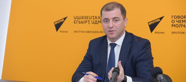 Адгур Ардзинба. Адгур Ардзинба. - Sputnik Абхазия