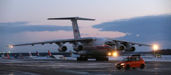 Архивное фото спецборта МЧС России Архивное фото спецборта МЧС России - Sputnik Абхазия
