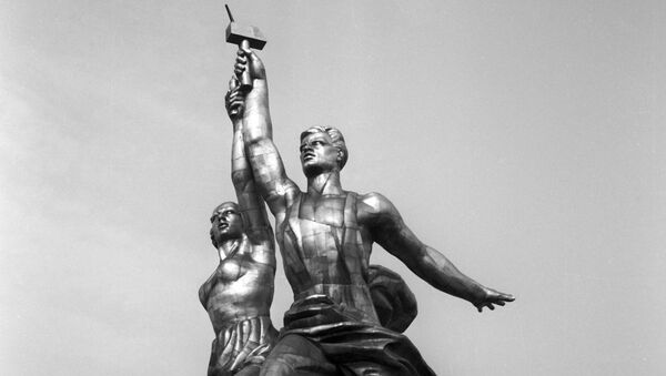 Скульптура Рабочий и колхозница - Sputnik Абхазия