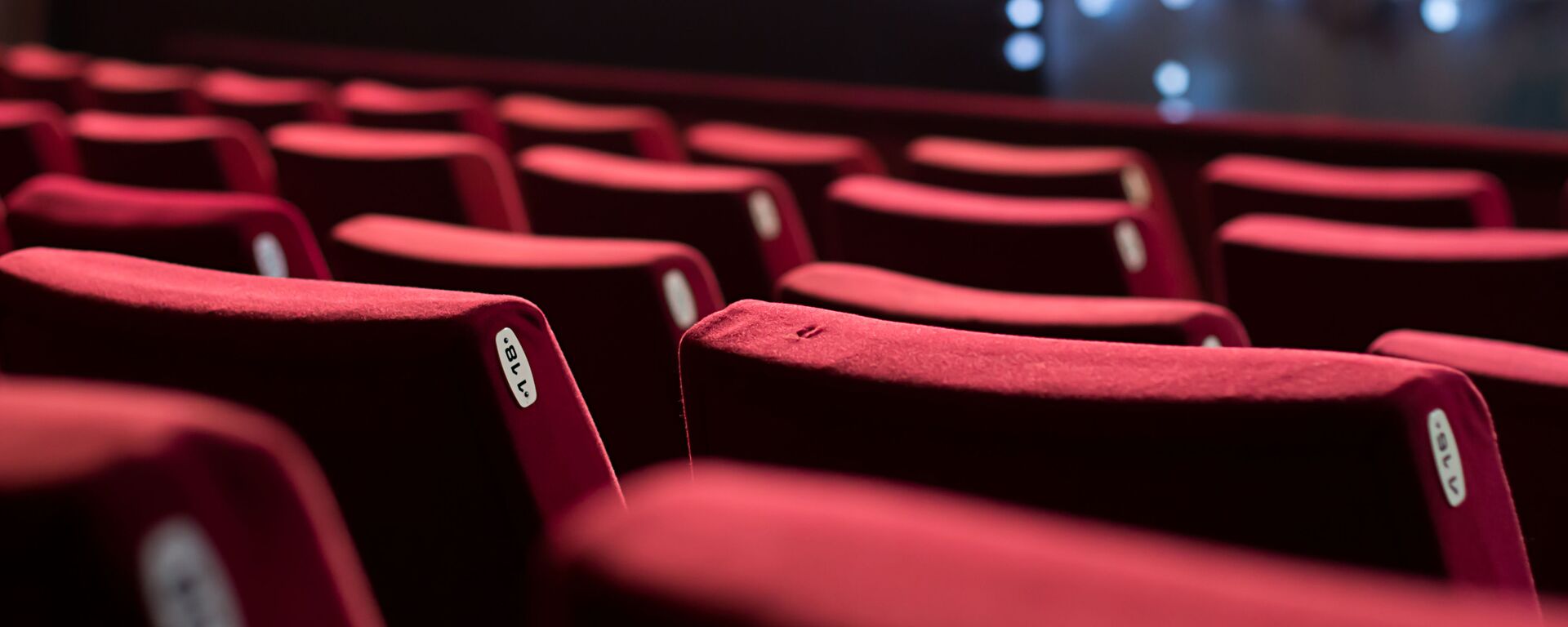 Зрительный зал в кинотеатре - Sputnik Абхазия, 1920, 01.01.2026