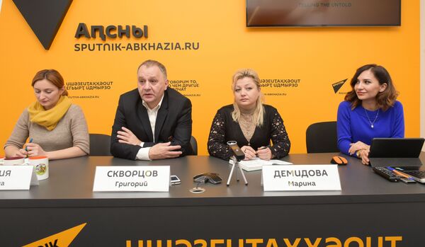 Пресс-конференция организаторов военно-исторического лагеря Юный Патриот - Sputnik Абхазия