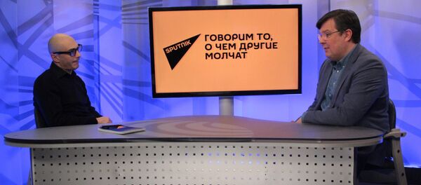 Политолог Алексей Мартынов на радио Sputnik Политолог Алексей Мартынов на радио Sputnik - Sputnik Абхазия