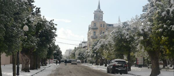 Снег в Сухуме Снег в Сухуме - Sputnik Абхазия