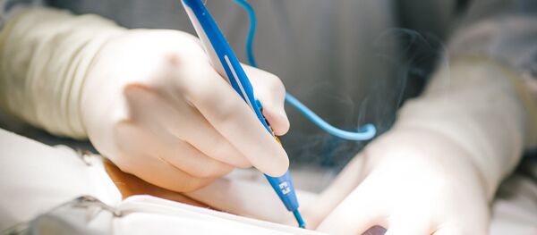 Операция по удалению злокачественной опухоли Операция по удалению злокачественной опухоли - Sputnik Абхазия