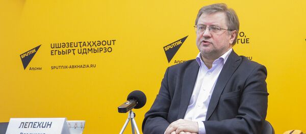 Владимир Лепехин Владимир Лепехин - Sputnik Абхазия