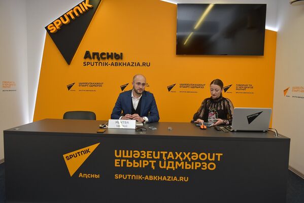 Открытие второй половины 36-го сезона в Русдраме - Sputnik Абхазия