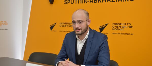 Пять вечеровв РУСДРАМе: Хинтба рассказал о новой вершине театра Пять вечеровв РУСДРАМе: Хинтба рассказал о новой вершине театра - Sputnik Абхазия