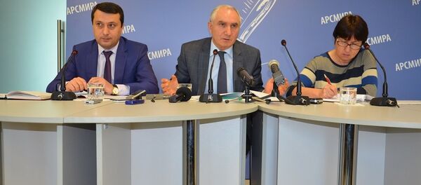 Пресс-конференция Валерия Бганба Пресс-конференция Валерия Бганба - Sputnik Абхазия