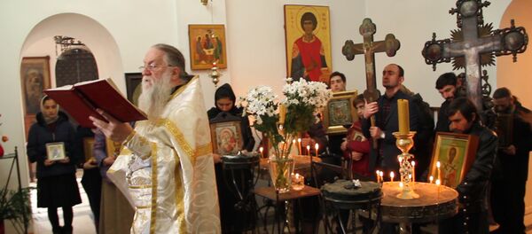 День перенесения мощей Иоанна Златоуста отметили в Каманах День перенесения мощей Иоанна Златоуста отметили в Каманах - Sputnik Абхазия