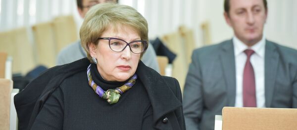 Наталья Каюн на презентации Международного фонда культуры имени Фазиля Искандера Стоянка Человека в Кабинете Министров  - Sputnik Абхазия