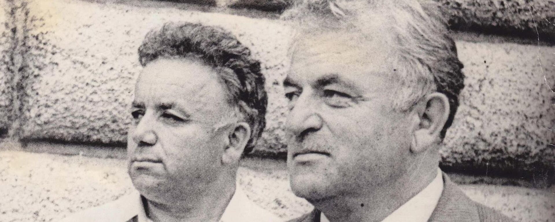 Кумф Ломия (слева) и Иван Тарба - Sputnik Абхазия, 1920, 14.02.2017