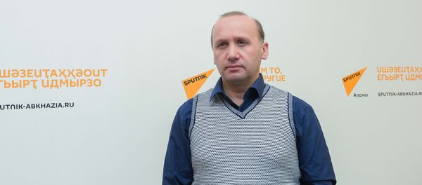 Аԥсны зҽаԥсазтәыз артист, аурыс драматә театр актиор, арежиссиор Џьамбул Жорданиа Аԥсны зҽаԥсазтәыз артист, аурыс драматә театр актиор, арежиссиор Џьамбул Жорданиа - Sputnik Аҧсны