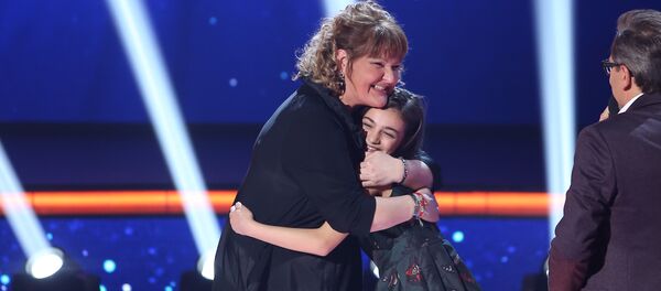 Участница шоу Ты супер Валерия Адлейба и Маргарита Суханкина Участница шоу Ты супер Валерия Адлейба и Маргарита Суханкина - Sputnik Абхазия