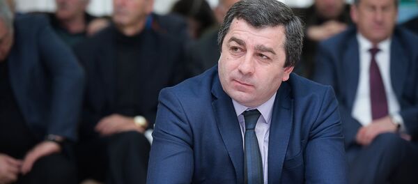 Руслан Аджба на заседании кабмина об исполнении Республиканского бюджета Руслан Аджба на заседании кабмина об исполнении Республиканского бюджета - Sputnik Абхазия