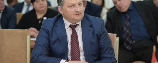 Беслан Эшба на заседании кабмина об исполнении Республиканского бюджета Беслан Эшба на заседании кабмина об исполнении Республиканского бюджета - Sputnik Абхазия