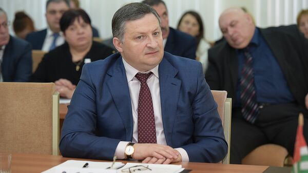 Беслан Эшба на заседании кабмина об исполнении Республиканского бюджета - Sputnik Абхазия