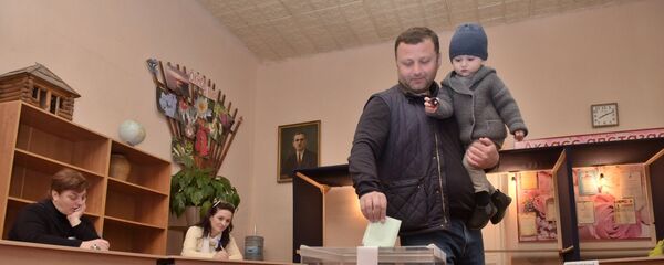 Работа избирательного участка Работа избирательного участка - Sputnik Абхазия